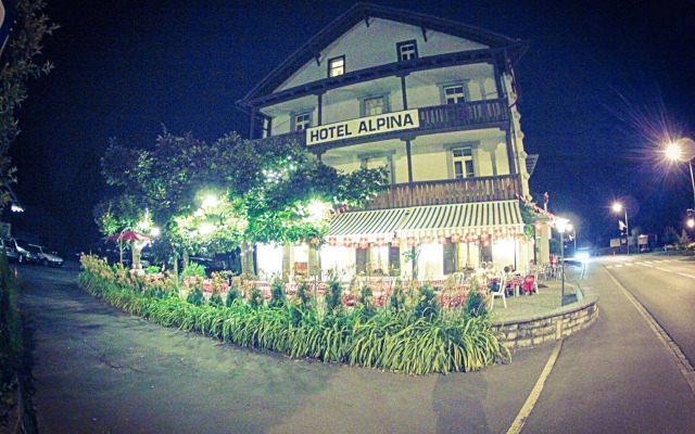 Alpina Hotel