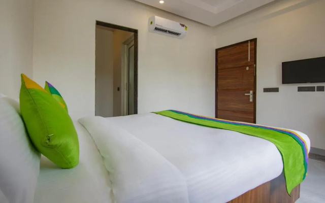 Treebo Grand Vista - 63A