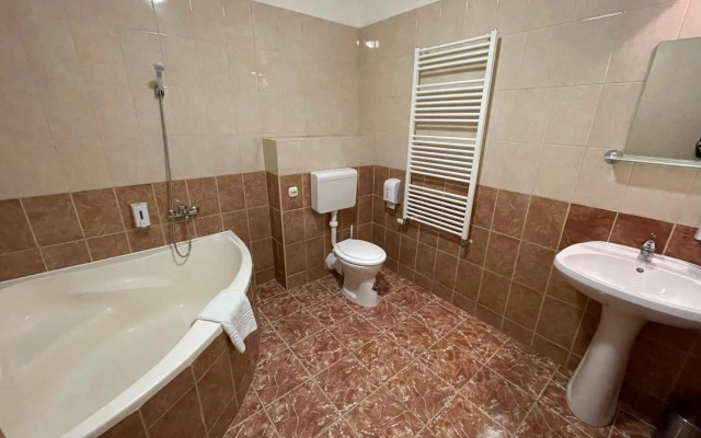Canada Hotel