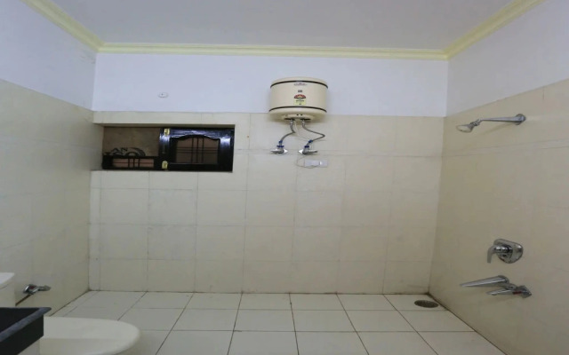 Hotel Sky Moon Inn by OYO Rooms