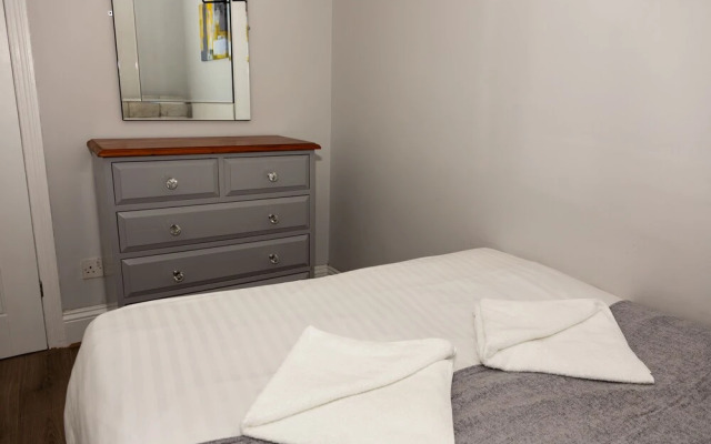 Alexander Apartments Baltic Court