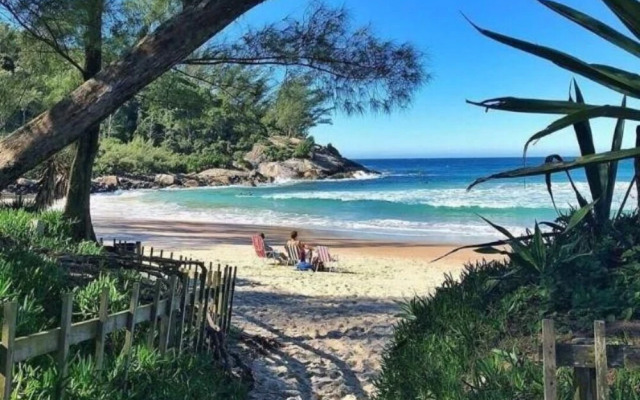 Pantai Karah Pousada