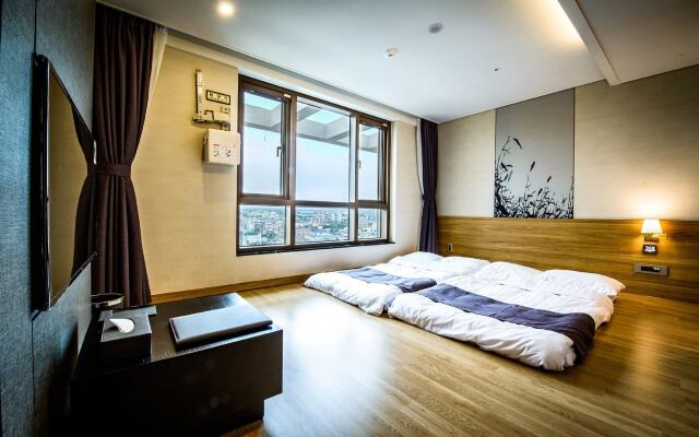 Utop Ubless Hotel Jeju Hamdeok