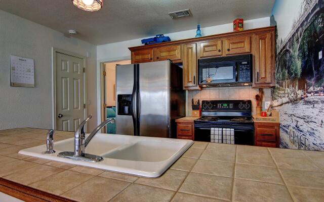 Gracelanda WW C302 in New Braunfels