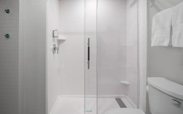 voco Niagara Falls - The Cadence by IHG