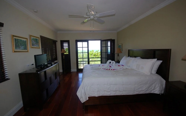 Mai Tai Villa, 4BR by Jamaican Treasures