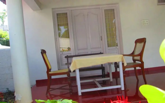 Carl-Dale Backwaters Vacation Home