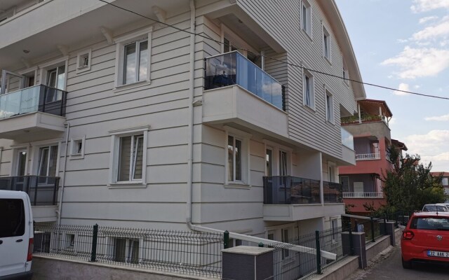 Yildiz Apart