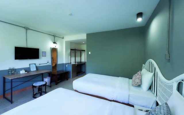 Nora Bukit Hotel