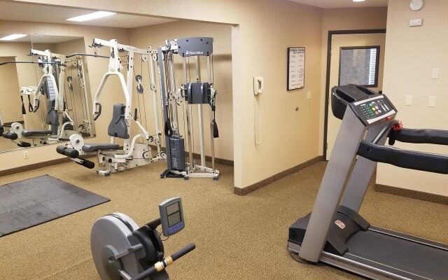 Best Western Plus Rivershore Hotel