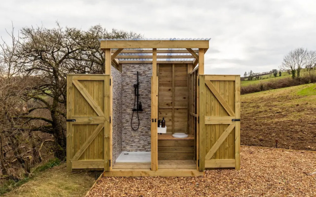 Luxury Glamping - Charlcombe Valley Orchards Bath