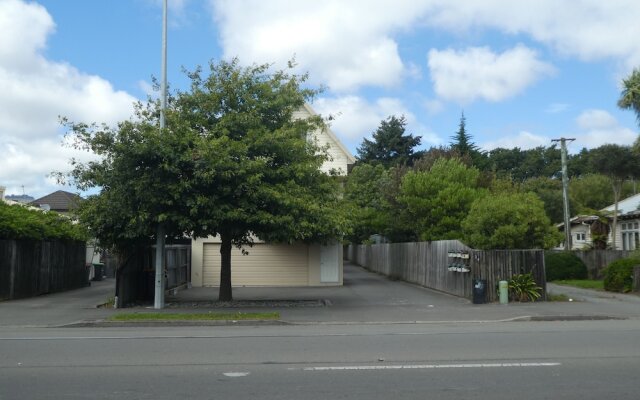 Townhouse close to town