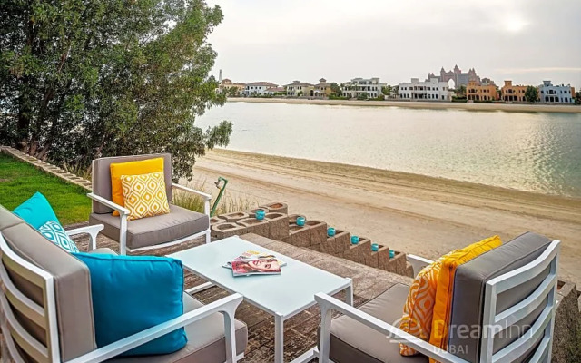 The Palm Jumeirah Villas