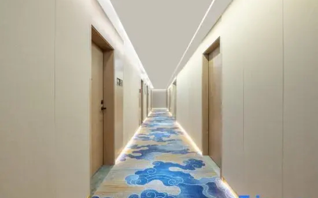 Riverside Pearl Hotel