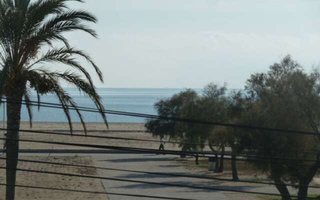 285-apartamento,1ª Linea de Playa con Parking