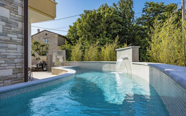 Casa Dika Pool & Lounge