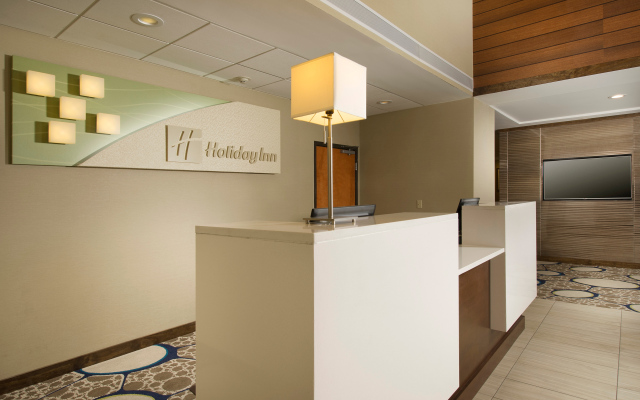 Holiday Inn El Paso Airport, an IHG Hotel