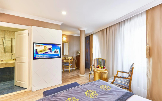 Seres Hotel Old City