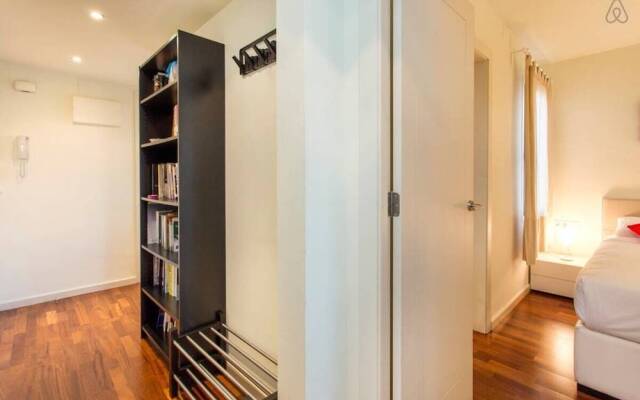 Luxurious 3 Bedroom Flat And Terrace In Sants