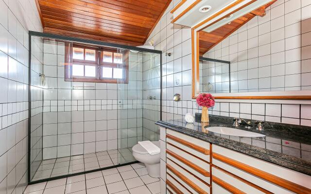 Casa rústica a 350m do Pátio Milano RIJ204