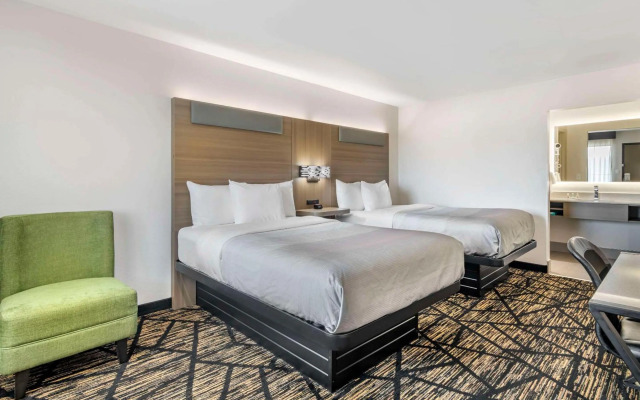 Quality Inn & Suites Athens University Area