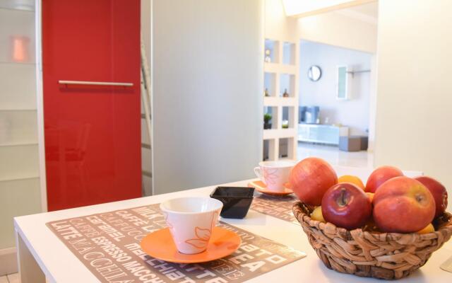 Cozy Flat on the Main Square 10min to the sea