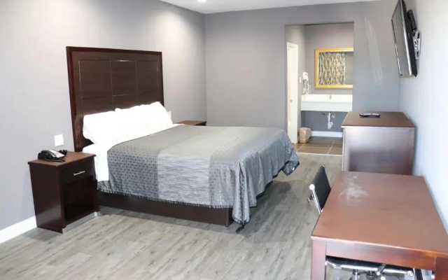 Atlantis Inn and Suites