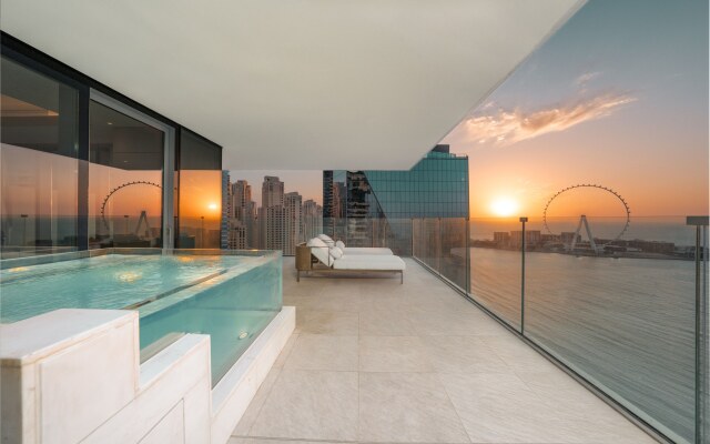 Five Luxe JBR