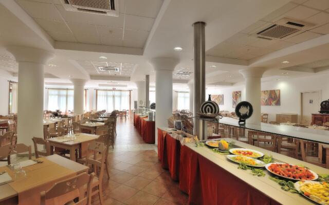 Cala Della Torre Resort