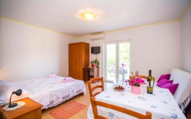 Apartment Varezic