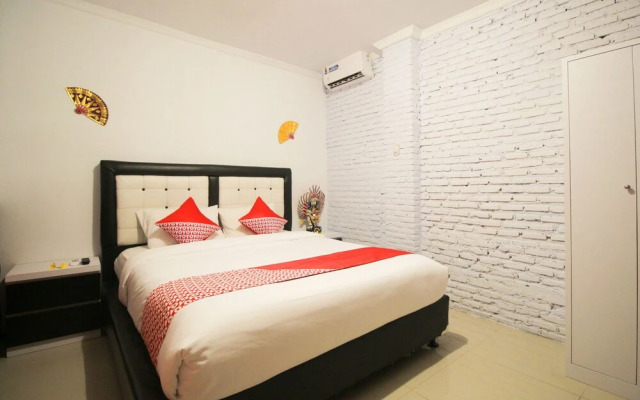 OYO 1115 Villa And Resto Kubu Selem Etnik Bali
