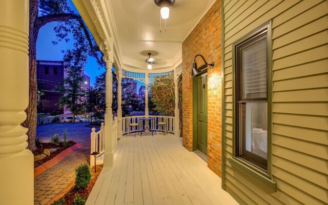 The Curtis Park Club