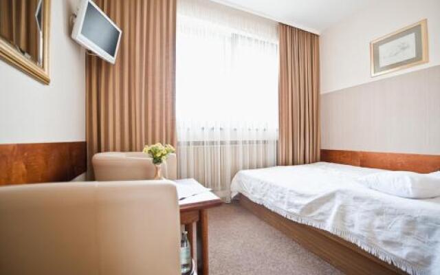 A&P Motel