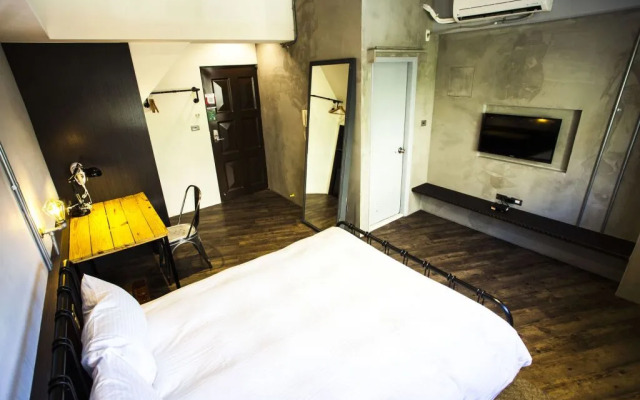 Taichung Loft Hostel - Yizhong