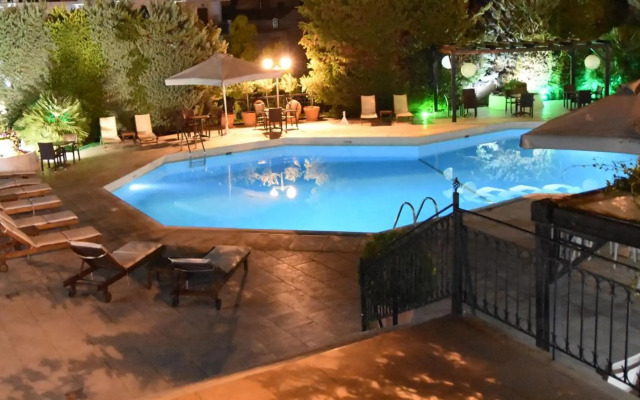 Hotel Merope