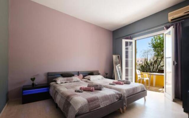Natural Blue Green Apartment