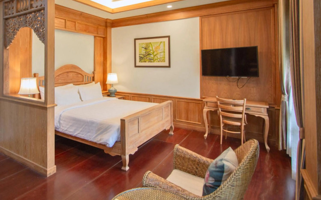 Rich Garden House Hotel