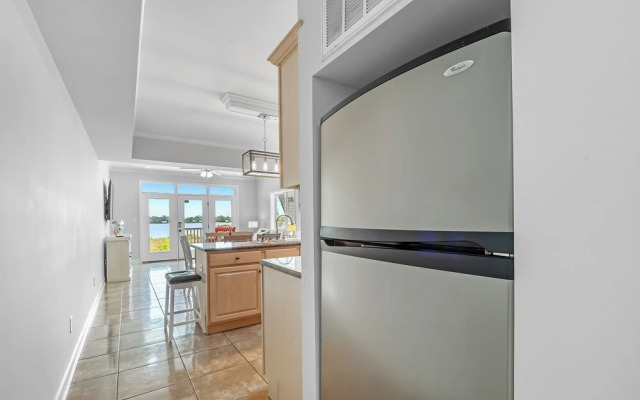 The Salty Fox With Pool