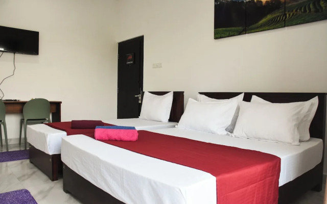 The Regent Grand Hotel - Galle Face