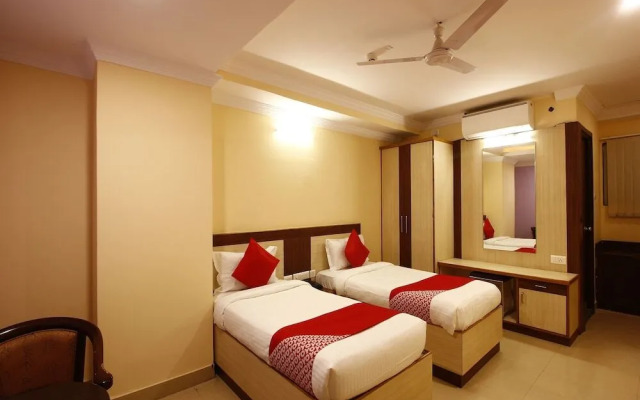 Sri Sai Regency by OYO Rooms