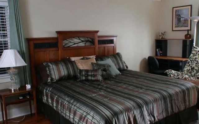 Seven Oaks Bed & Breakfast
