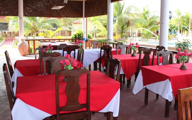 Bonita Oasis Beach Resort