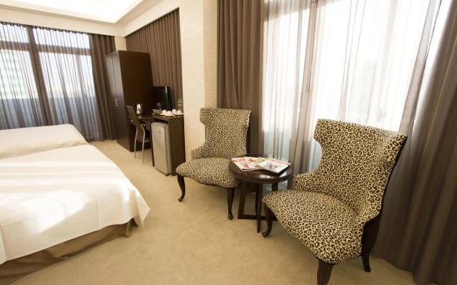Hunt Champion Hotel