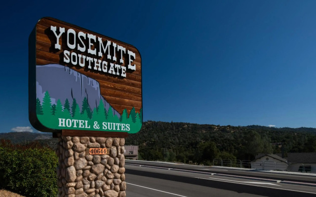 Yosemite Southgate Hotel & Suites
