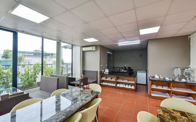 OYO 346 Suji Residence Hanoi
