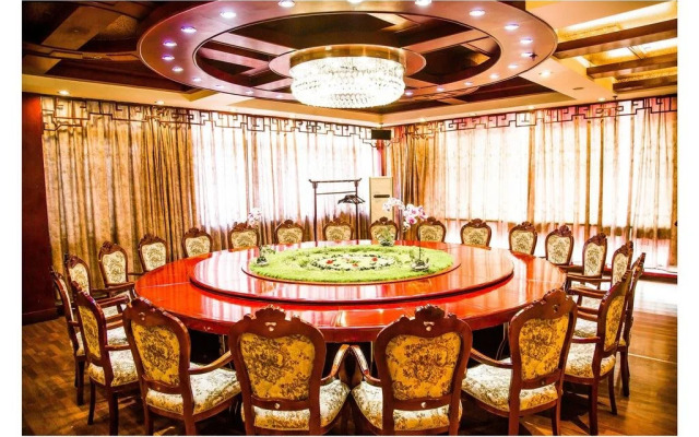 Qiyun Hotel