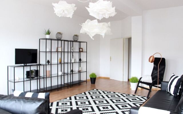 Leon Apartment