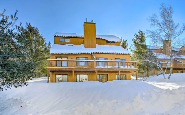 3 Mi to Attitash Resort: Condo w/ Mtn Views!