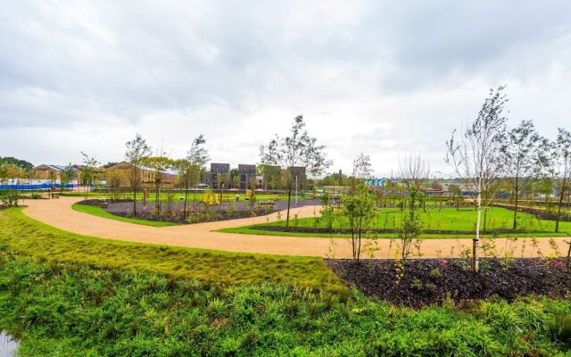 Stunning 3-bed House in Salford