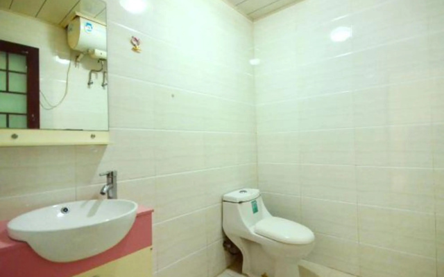 Mengyuan Hotel – Bathroom – Wuhan